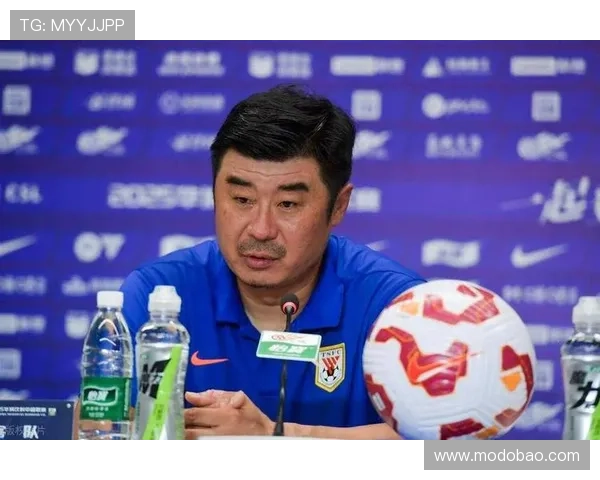 海牛大胜泰山韩鹏受伤 球迷怒斥下课